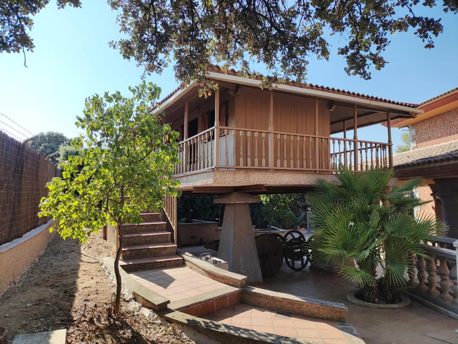 Preciosa Villa Para Grupos Grandes Con Piscina Y Bbq Casarrubios del Monte Exterior photo